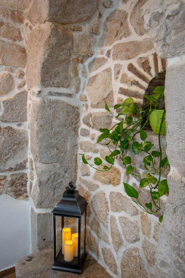 מאלינסקה Traditional Stone House St.Anton מראה חיצוני תמונה