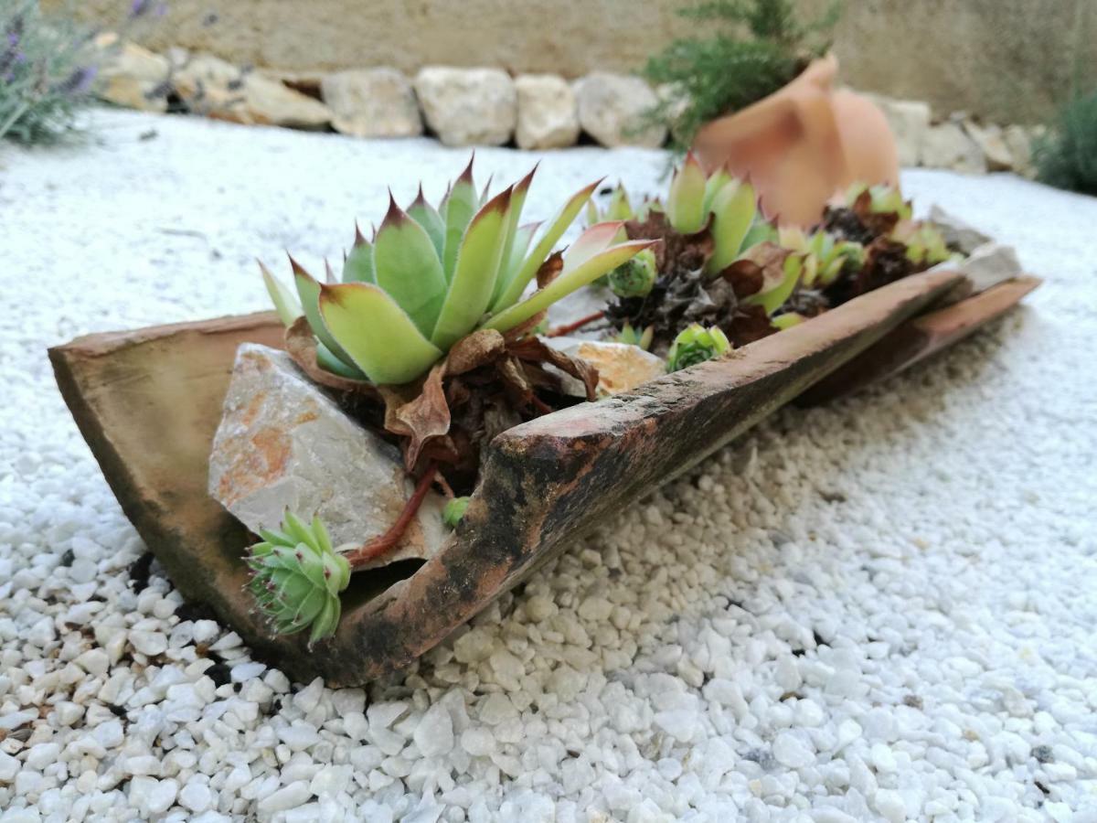 מאלינסקה Traditional Stone House St.Anton מראה חיצוני תמונה