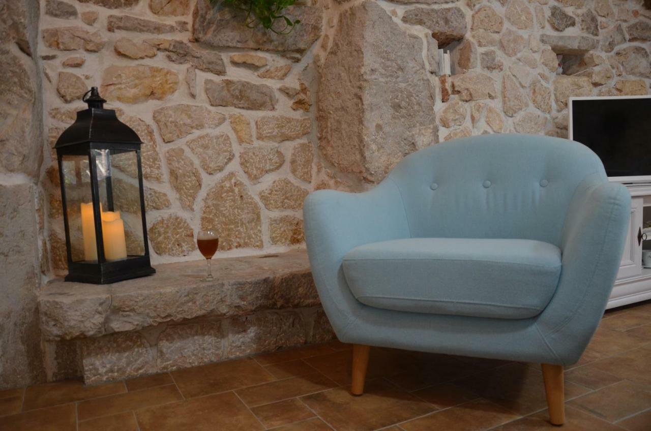 מאלינסקה Traditional Stone House St.Anton מראה חיצוני תמונה